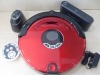 Auto rechargeable vacuum cleaner