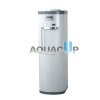 Vertical carbint water dispenser
