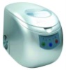 small ice machine with capacity 3L
